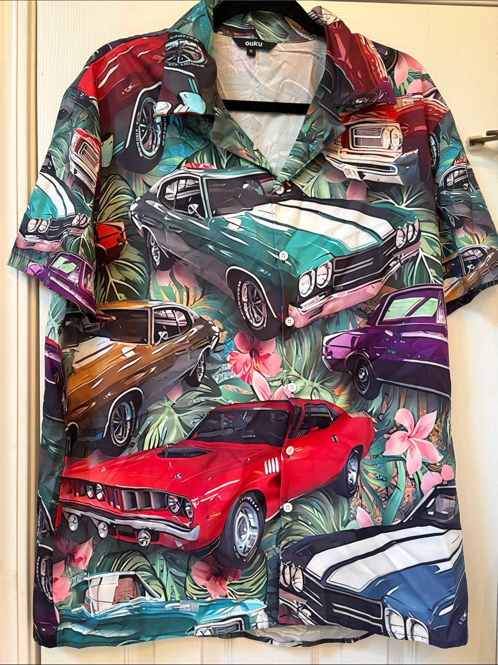 XL Men’s Red & Multi Classic Car Print Short-Sleeve Shirt